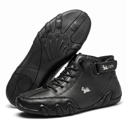 Barevo orthopädische Schuhe in Schwarz – Seitenansicht und Sohle
