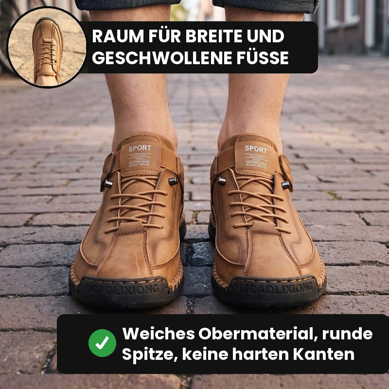MayFit Slip in Hellbraun von vorn, getragen auf Kopfsteinpflaster