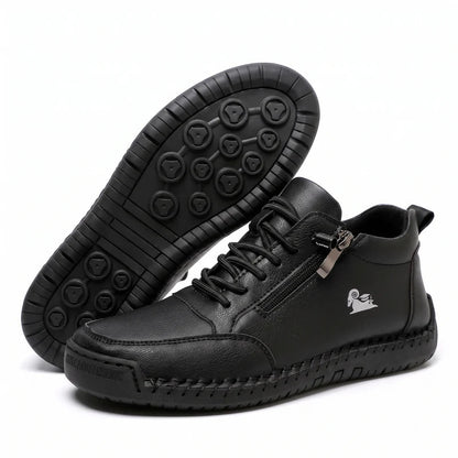 MayFit Zip Komfort-Sneaker in Schwarz – Seitenansicht und Sohle